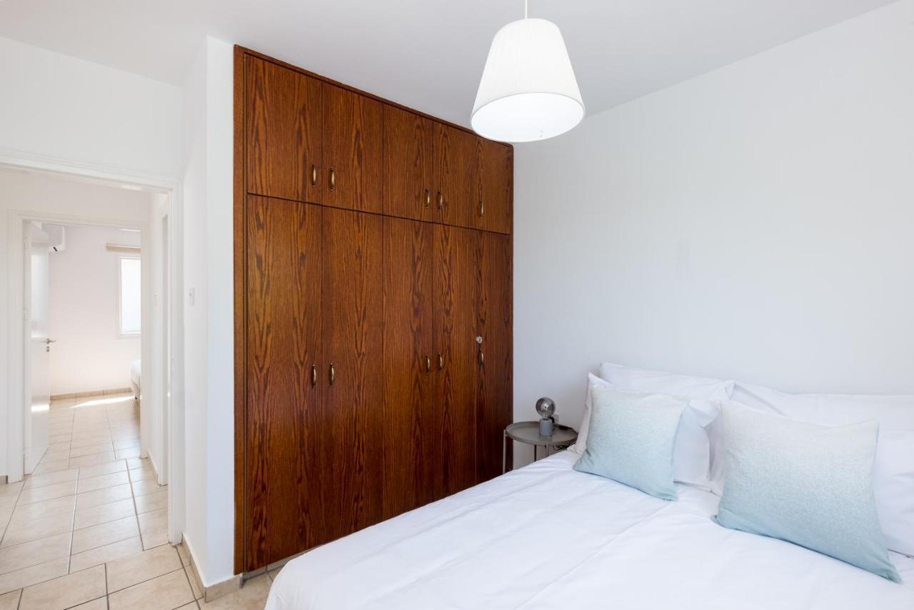 Oceanview Apartment Larnaca Exterior photo